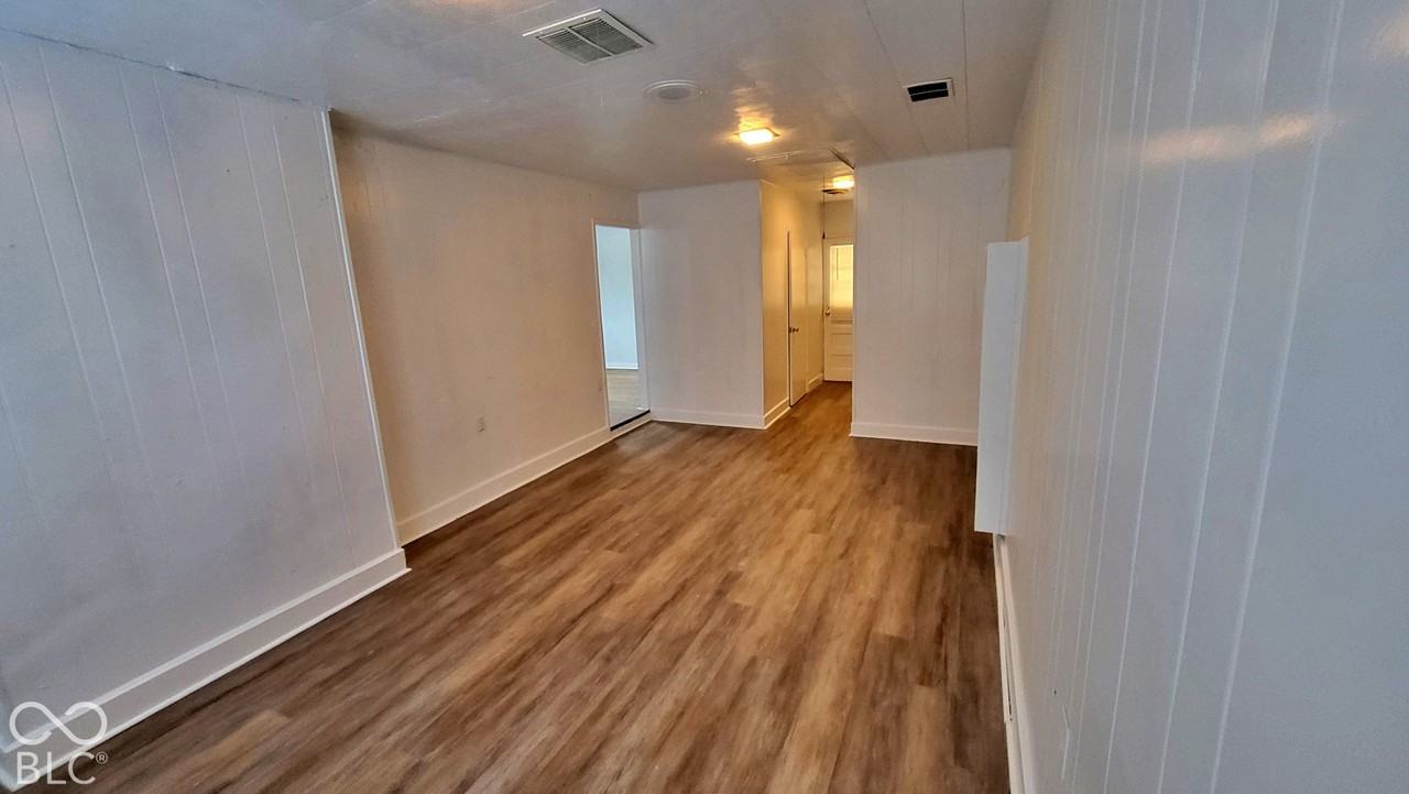 2332 Courtney Rd - Photo 7 of 18