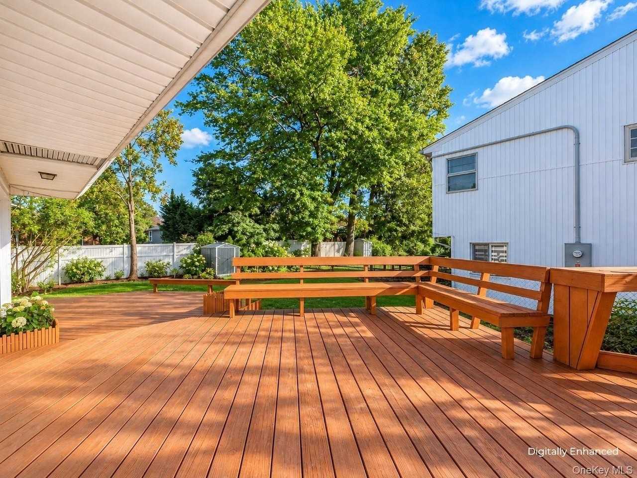 39 Deer Path Ln - Photo 2 of 22