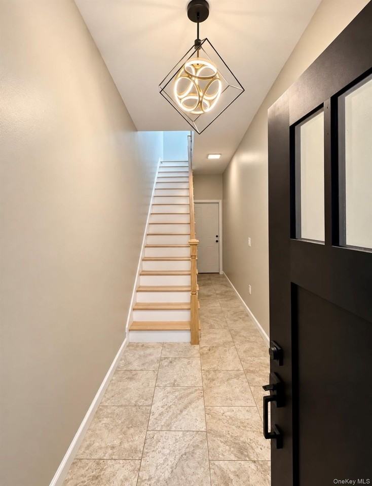 199 Chambers St #2 - Photo 5 of 6