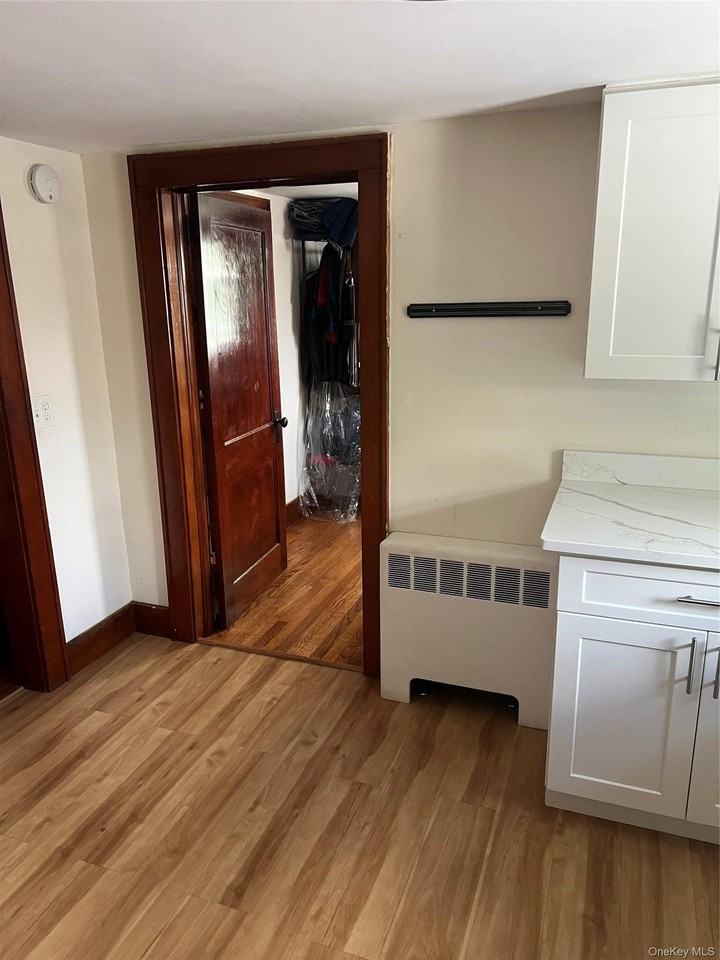222 E Main St - Photo 6 of 16