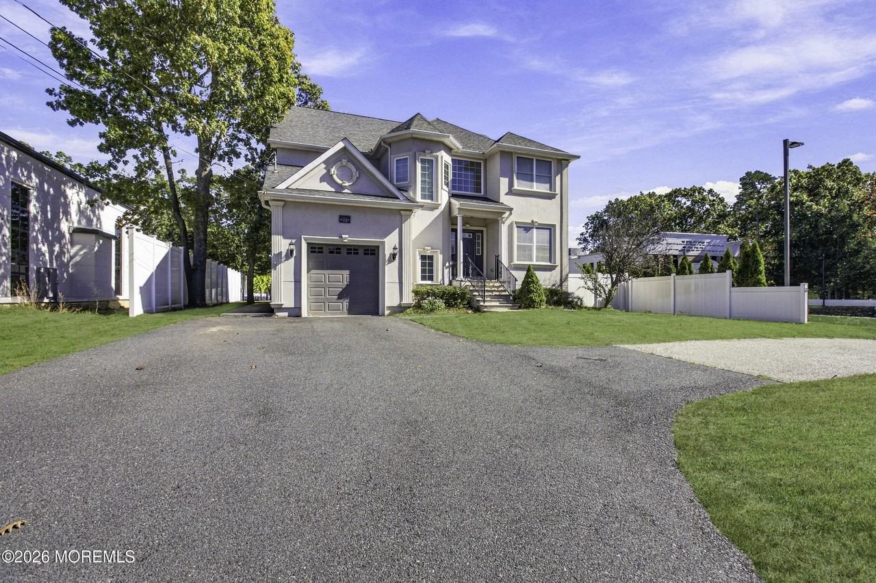 151 Miller Rd - Photo 2 of 30