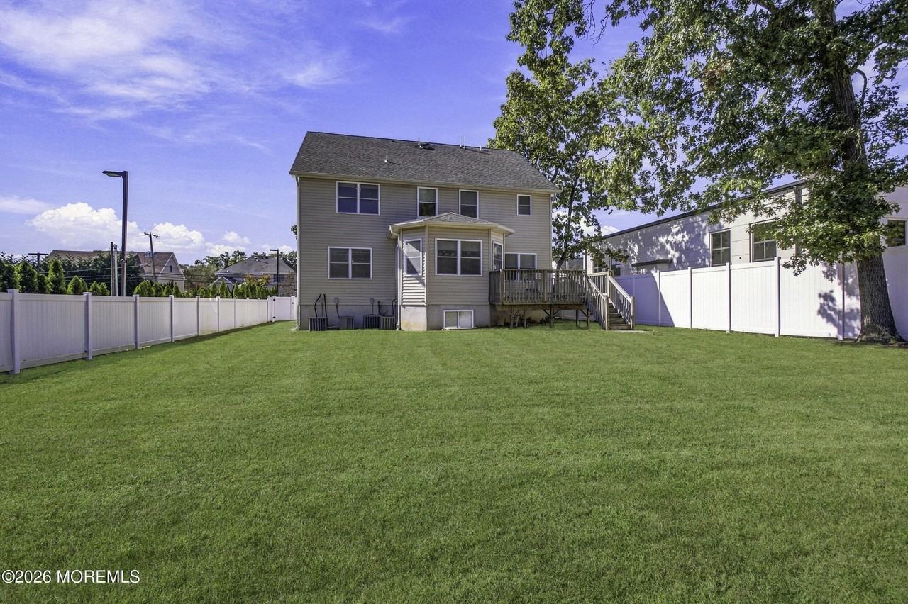 151 Miller Rd - Photo 4 of 30