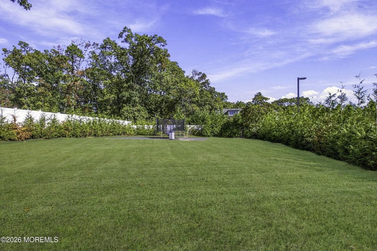 151 Miller Rd - Photo 5 of 30