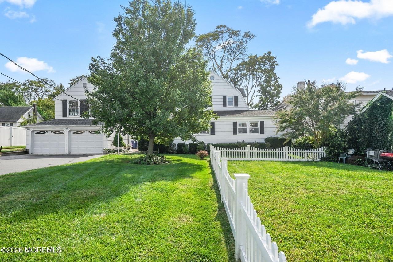 165 Prospect Street - Photo 2 of 36