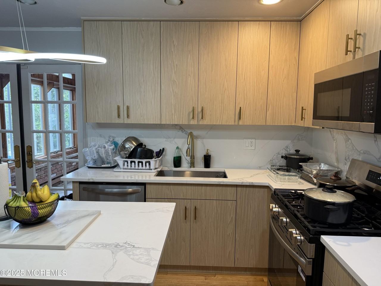 241 Cliftwood Rd - Photo 6 of 27