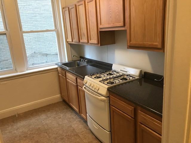 1804 Commonwealth Avenue - Photo 2 of 10
