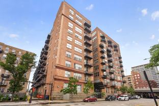 500 S Clinton St #1013 - Photo 1 of 1