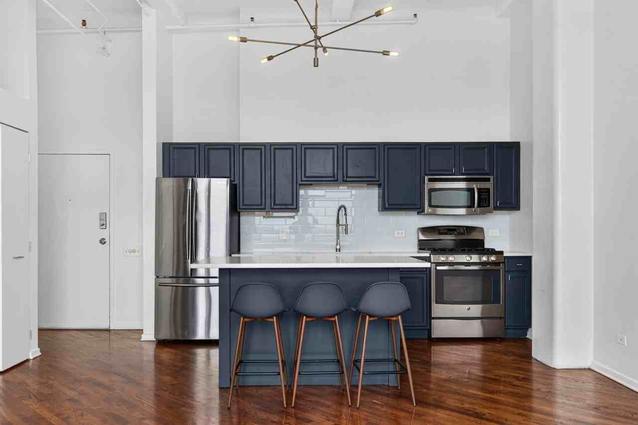 500 S Clinton St #1013 - Photo 6 of 21