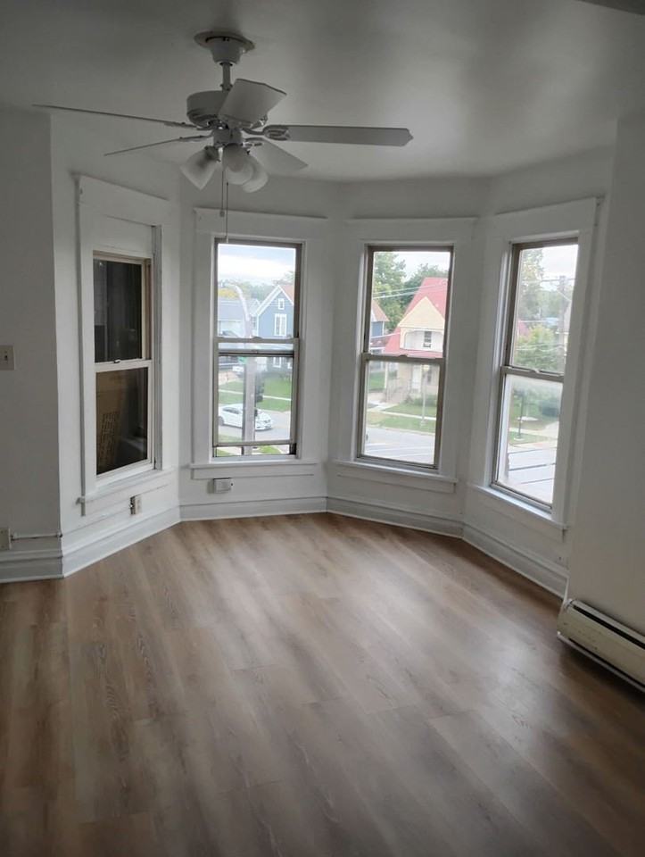 292 Villa St #5 - Photo 3 of 11