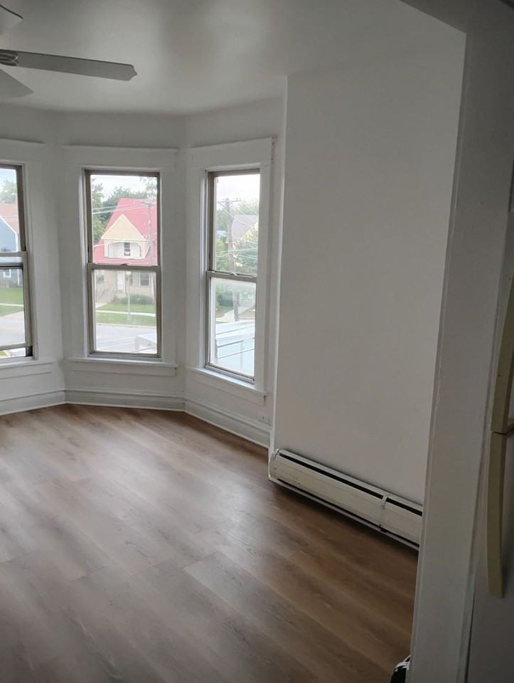 292 Villa St #5 - Photo 4 of 11