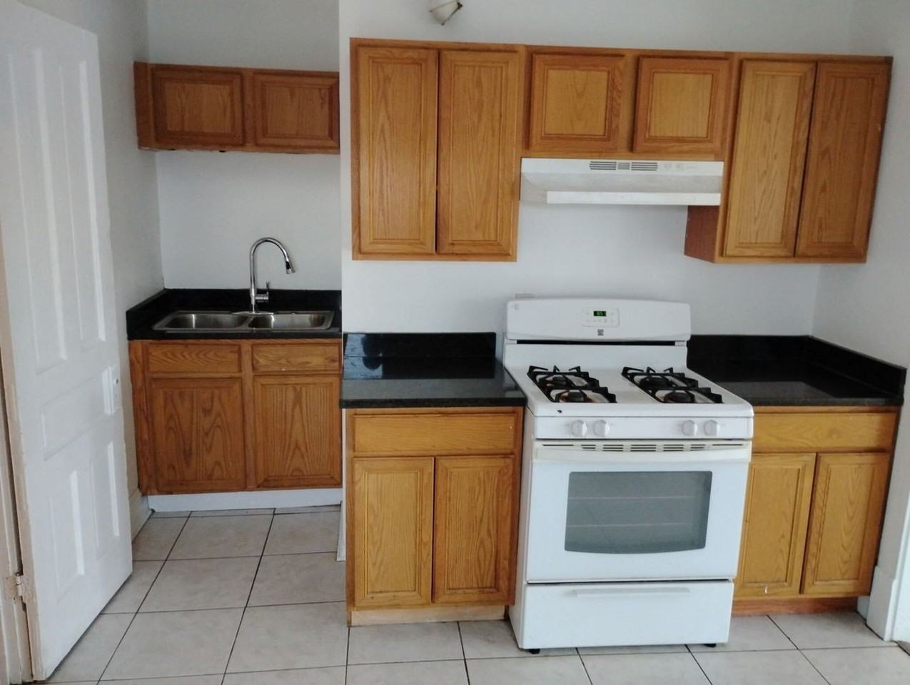 292 Villa St #5 - Photo 7 of 11