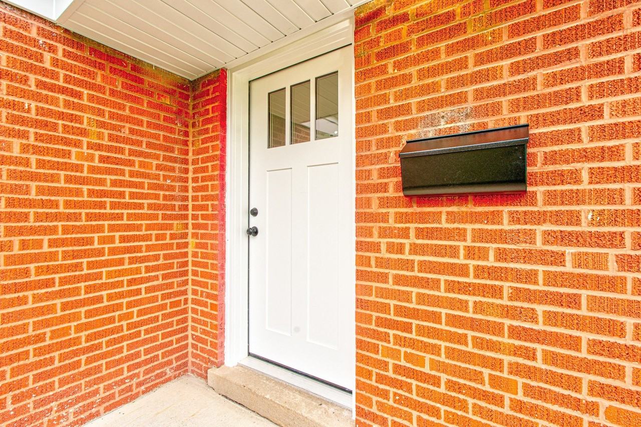 458 Rice Ave - Photo 2 of 25