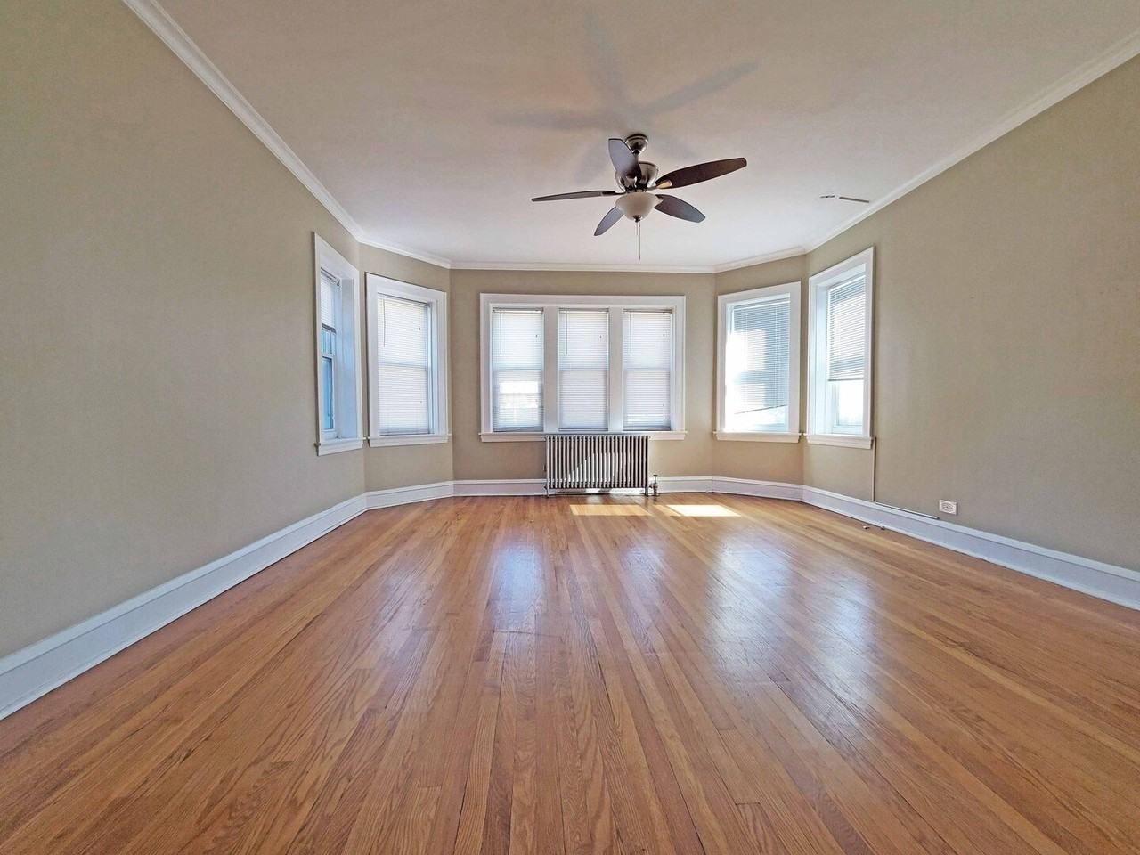 8922 Skokie Blvd #1 - Photo 4 of 12