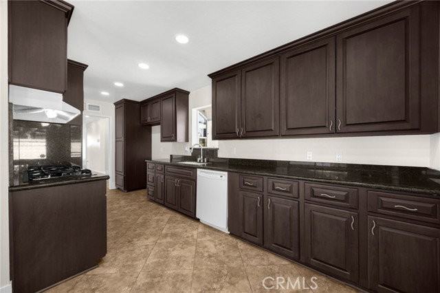 2300 E Whittier Blvd - Photo 3 of 8
