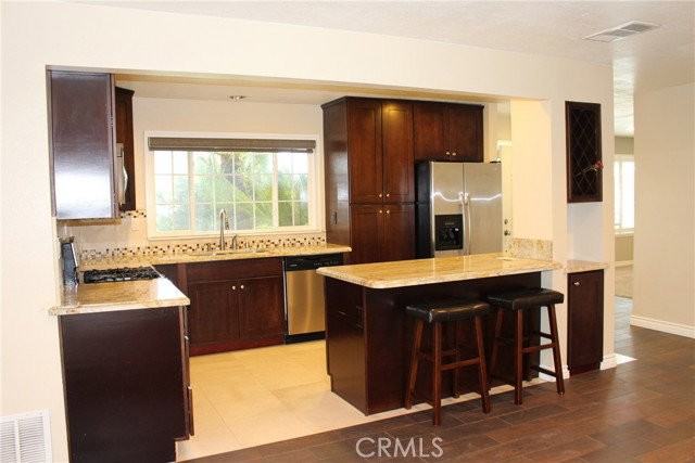 2601 Middlesex Pl - Photo 5 of 8