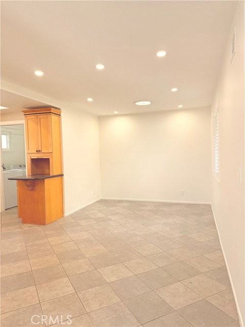 21061 Miramar Ln - Photo 2 of 7