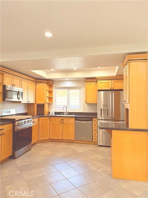 21061 Miramar Ln - Photo 4 of 7