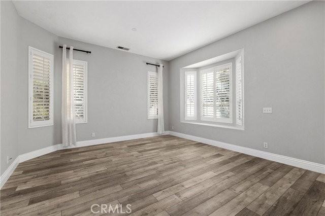 22 Wellington Pl - Photo 6 of 8
