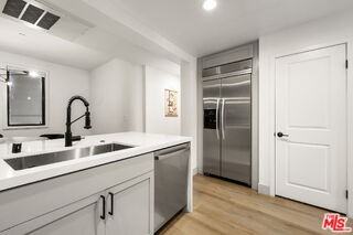 5625 Crescent Park E #139 - Photo 6 of 7