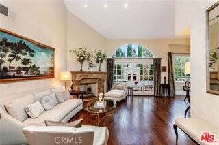28 Westport - Photo 2 of 8