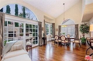 28 Westport - Photo 4 of 8