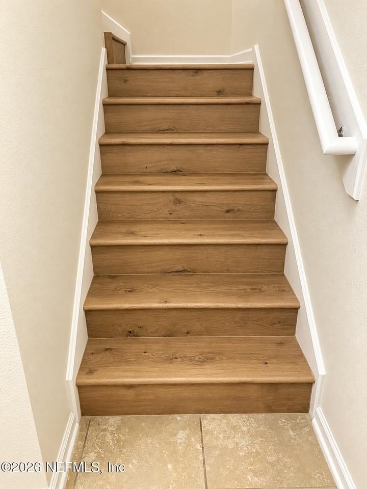 213 Larkin Pl #111 - Photo 3 of 45