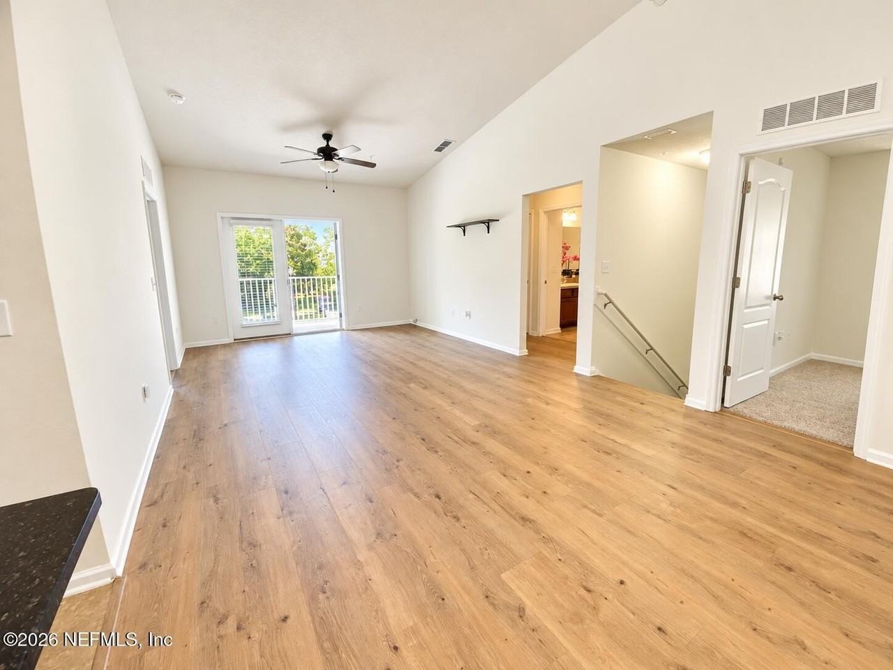 213 Larkin Pl #111 - Photo 4 of 45