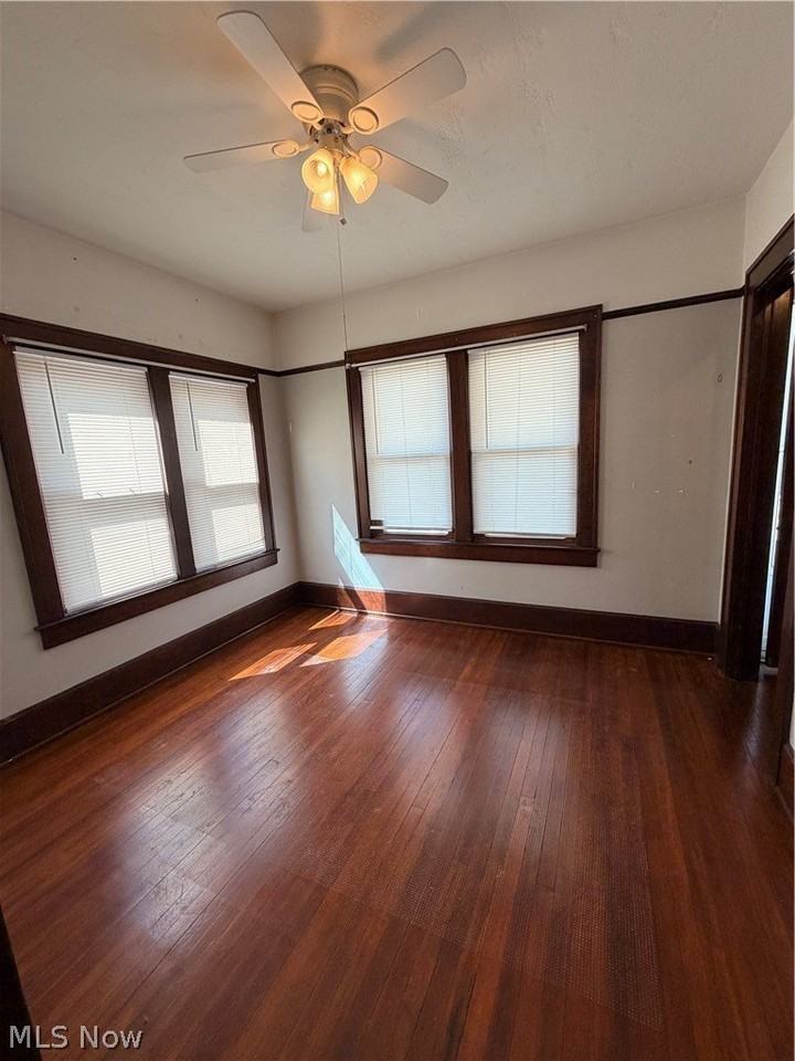 110 N 3rd St - Photo 3 of 36