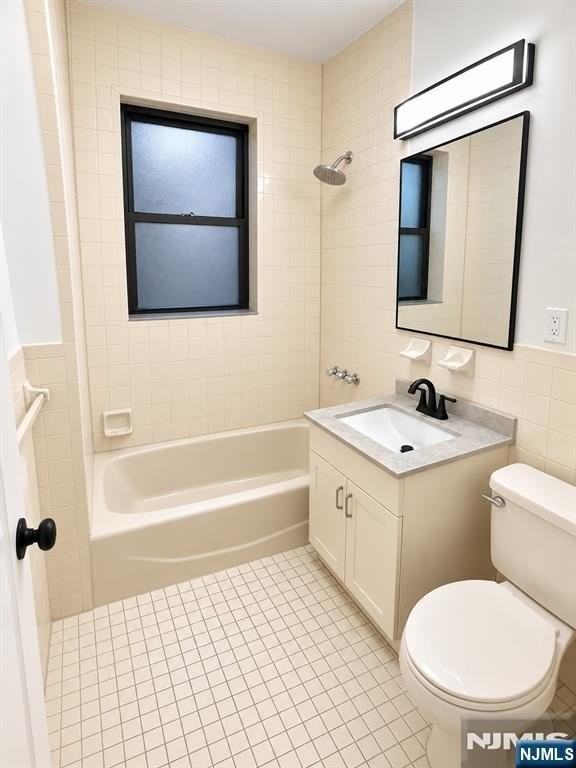 321 79th St #8 - Photo 7 of 18