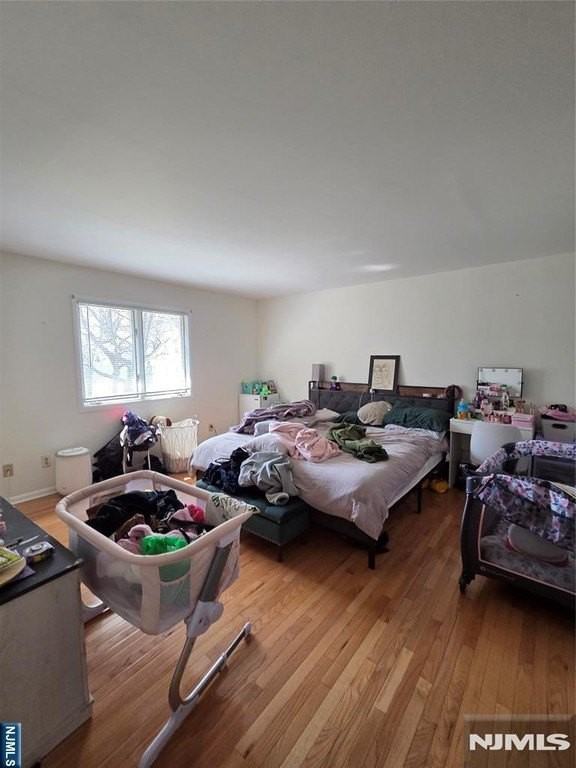 410 Paterson Ave - Photo 7 of 10