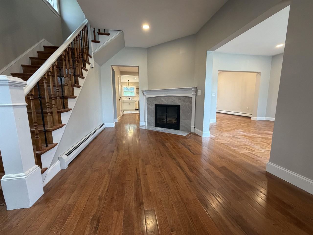 723 3rd Ave - Photo 7 of 25
