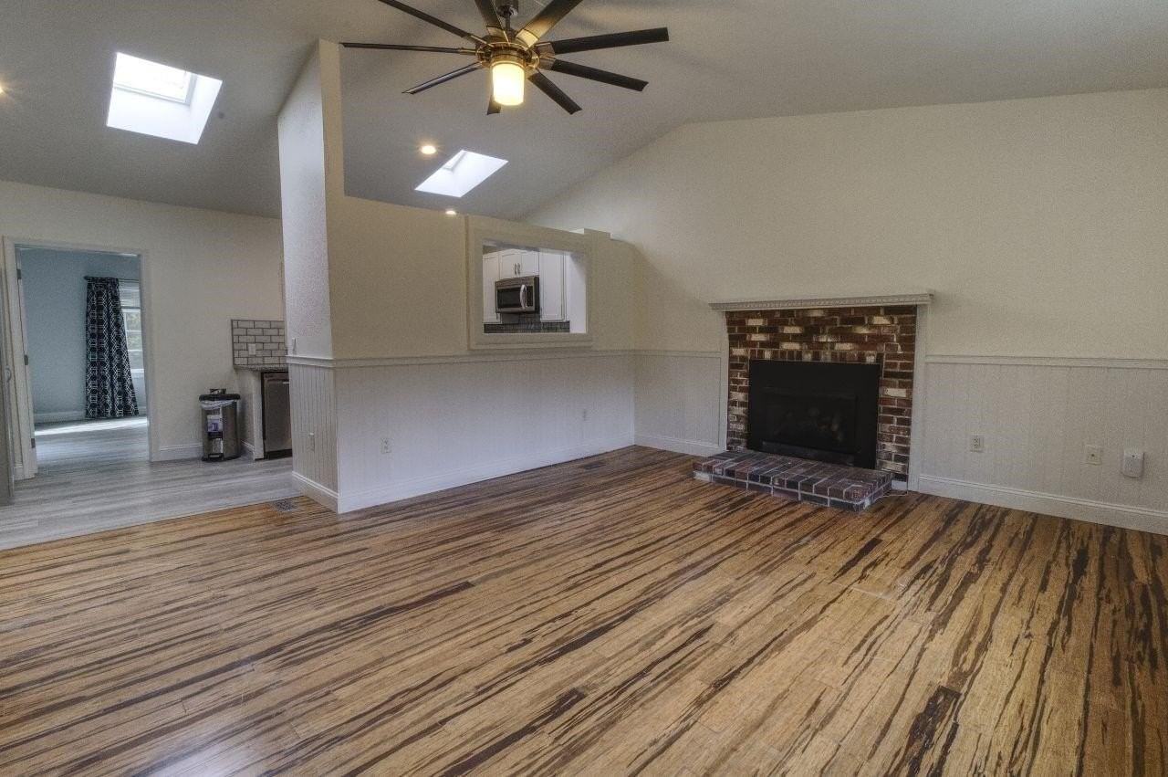 15 Oakwood Rd - Photo 5 of 14