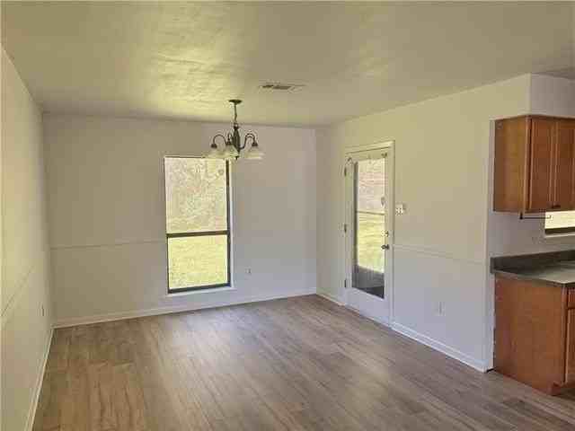 14387 Ann Dr - Photo 3 of 12