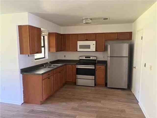 14387 Ann Dr - Photo 4 of 12