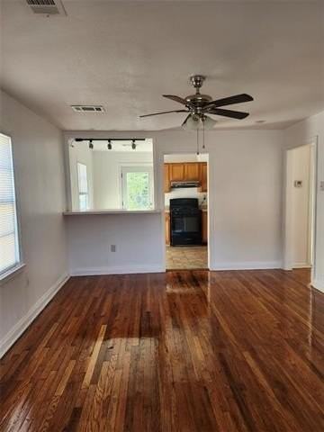 5519 Elysian Fields Ave - Photo 3 of 15