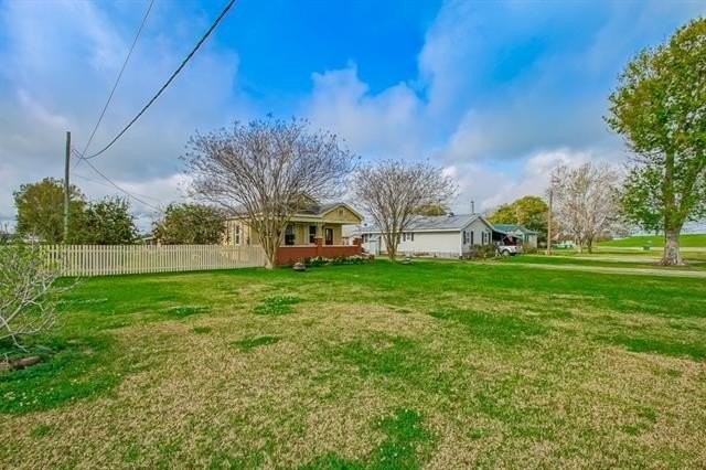 12563 River Rd - Photo 5 of 26