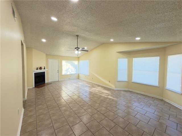 3216 Timberlane Way Dr - Photo 2 of 15