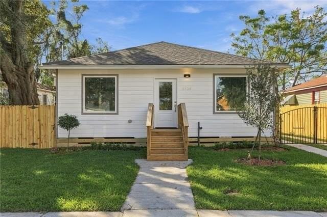 5308 Saint Anthony Ave - Photo 2 of 19