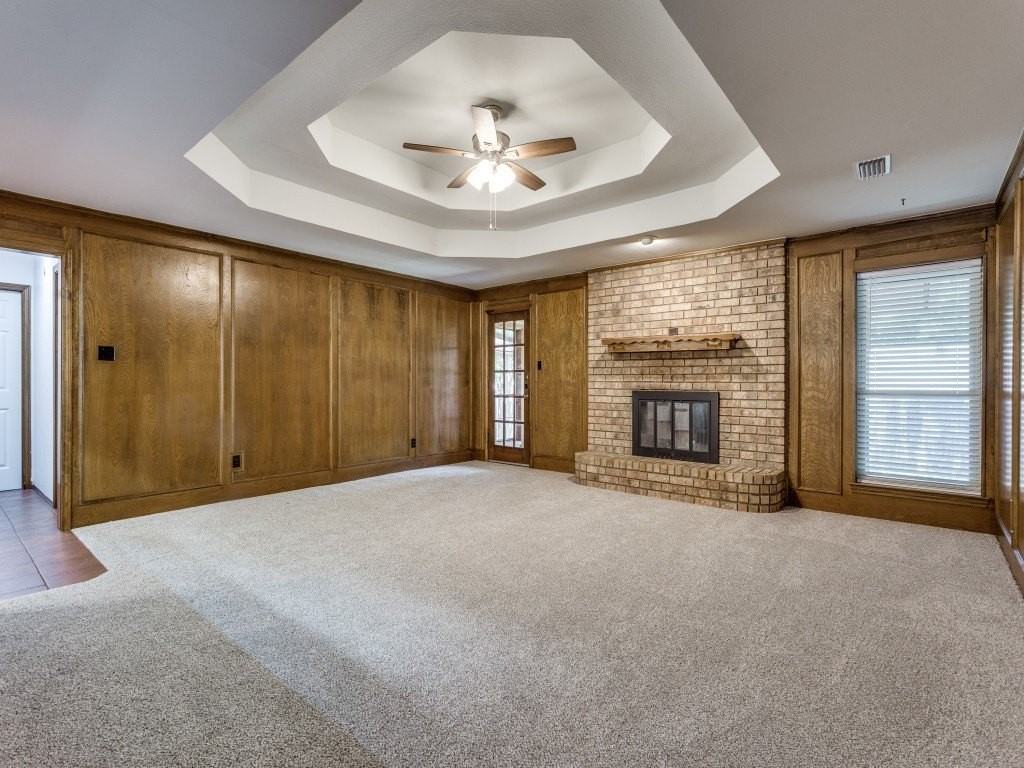 2126 Pecos Dr - Photo 2 of 12