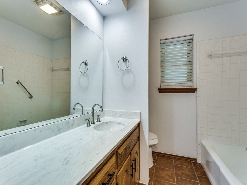 2126 Pecos Dr - Photo 5 of 12