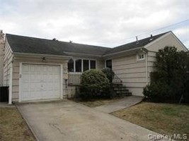 featured image of 99 N Strathmore St