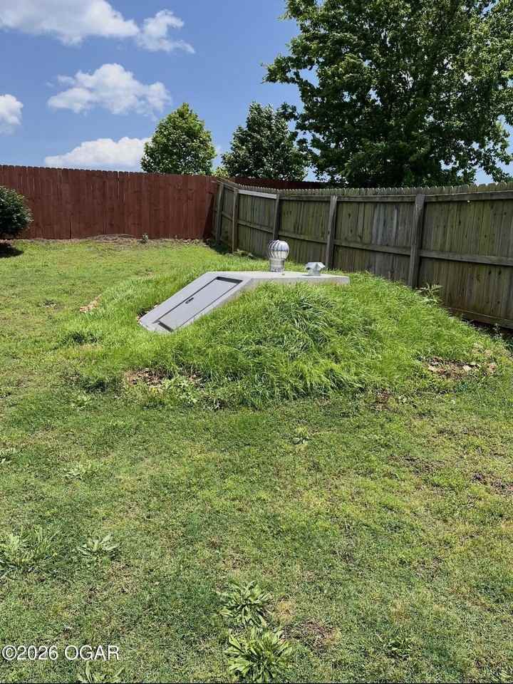 2221 Indiana Ave - Photo 5 of 25