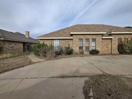 featured image of 3103 Dentcrest Dr #B
