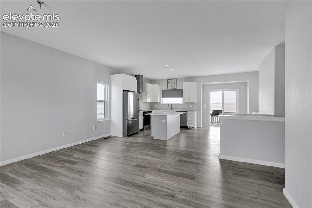 7838 Creekfront Dr - Photo 2 of 15