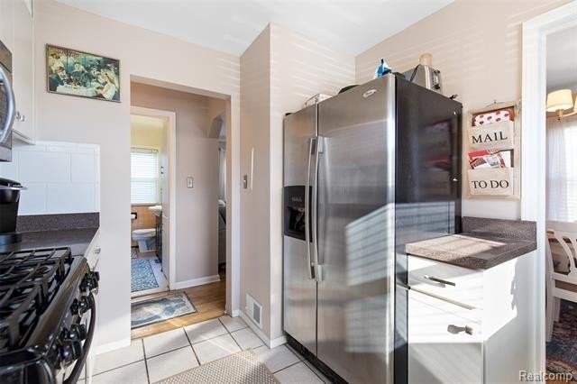 3303 Ellwood Ave - Photo 6 of 21