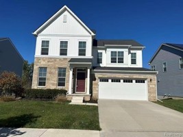 featured image of 6280 N Trailwoods Dr