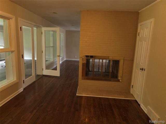 32280 Queensboro St - Photo 7 of 25