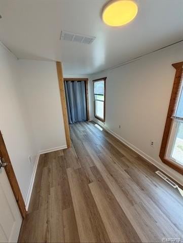 31 Heights Rd - Photo 4 of 11