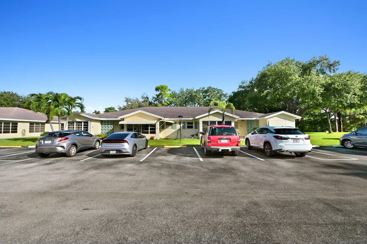 5181 Lakefront Blvd #A - Photo 2 of 24