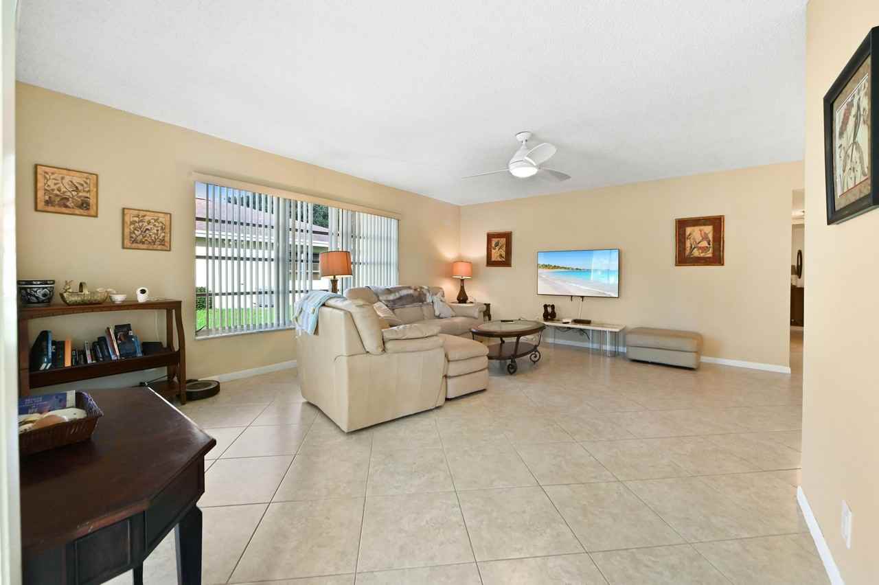 5181 Lakefront Blvd #A - Photo 4 of 24